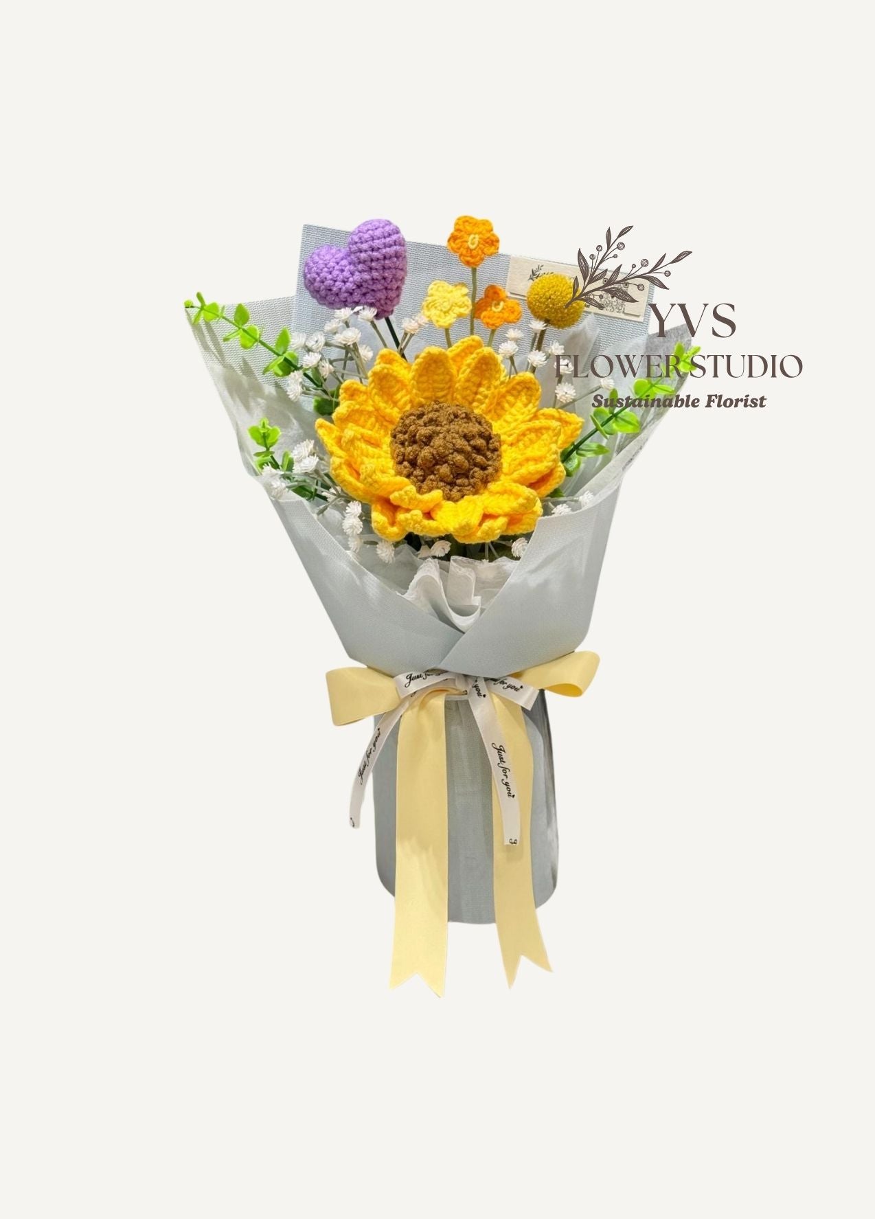Crochet flowers with faux fillers bouquet