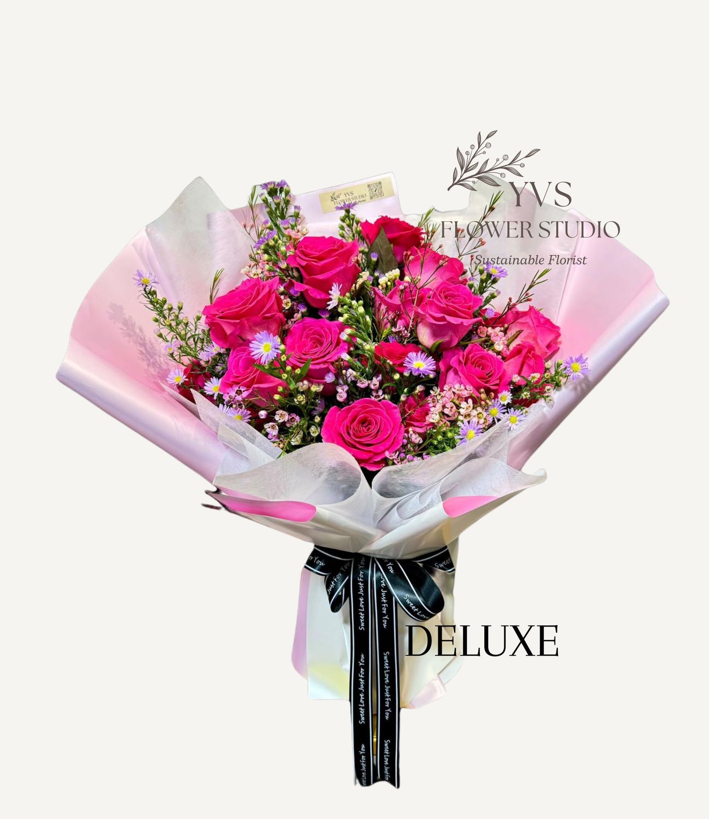 Deluxe roses bouquet with florist's choice fillers